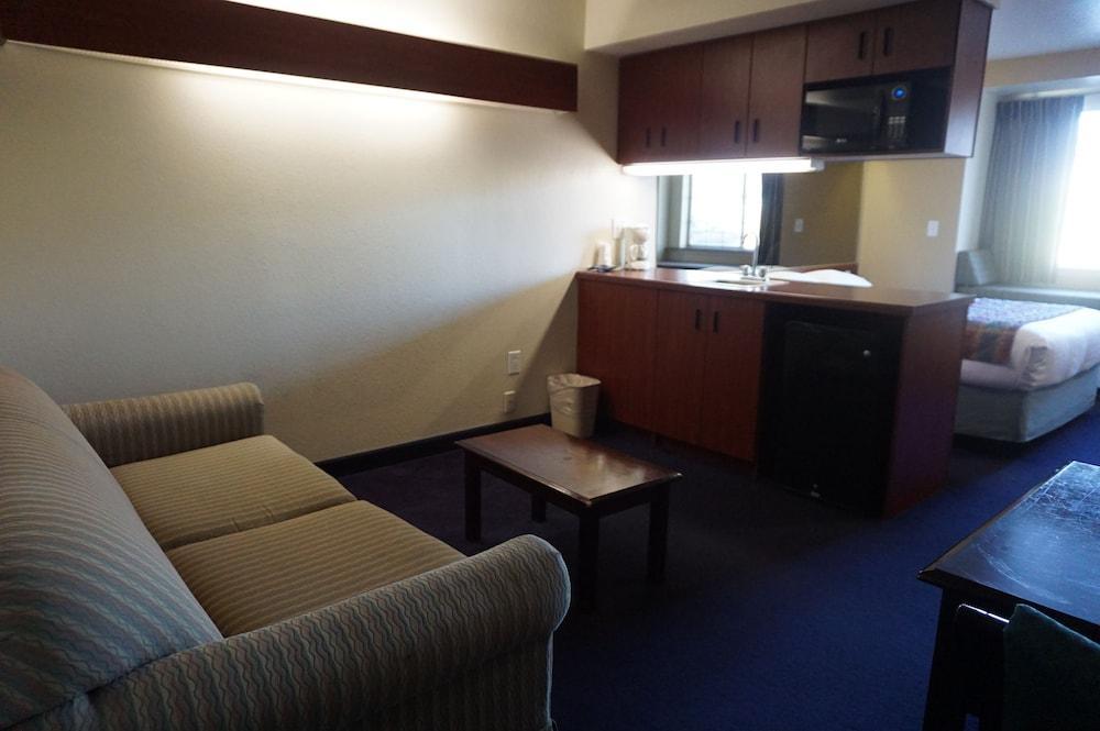 Hotel Quality & North I-30